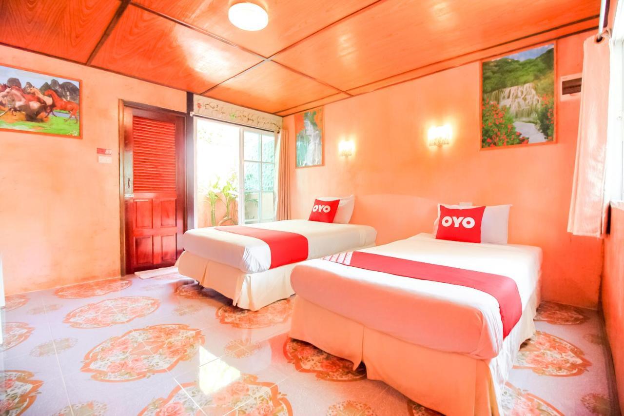 Oyo 354 Ton Hom Resort & Villa HHQ Exteriör bild